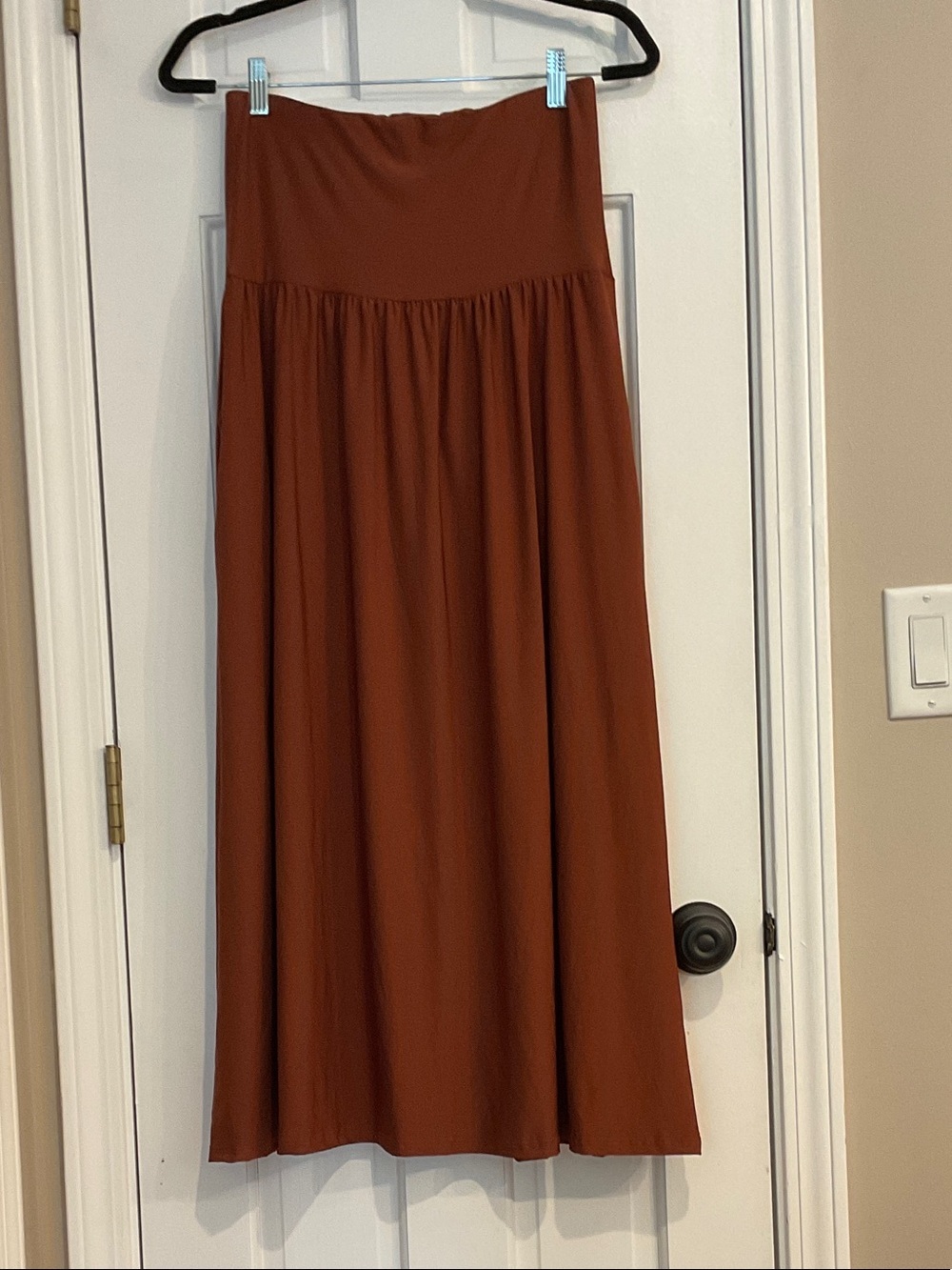 High-Waist Maxi Skirt in Rust Brown